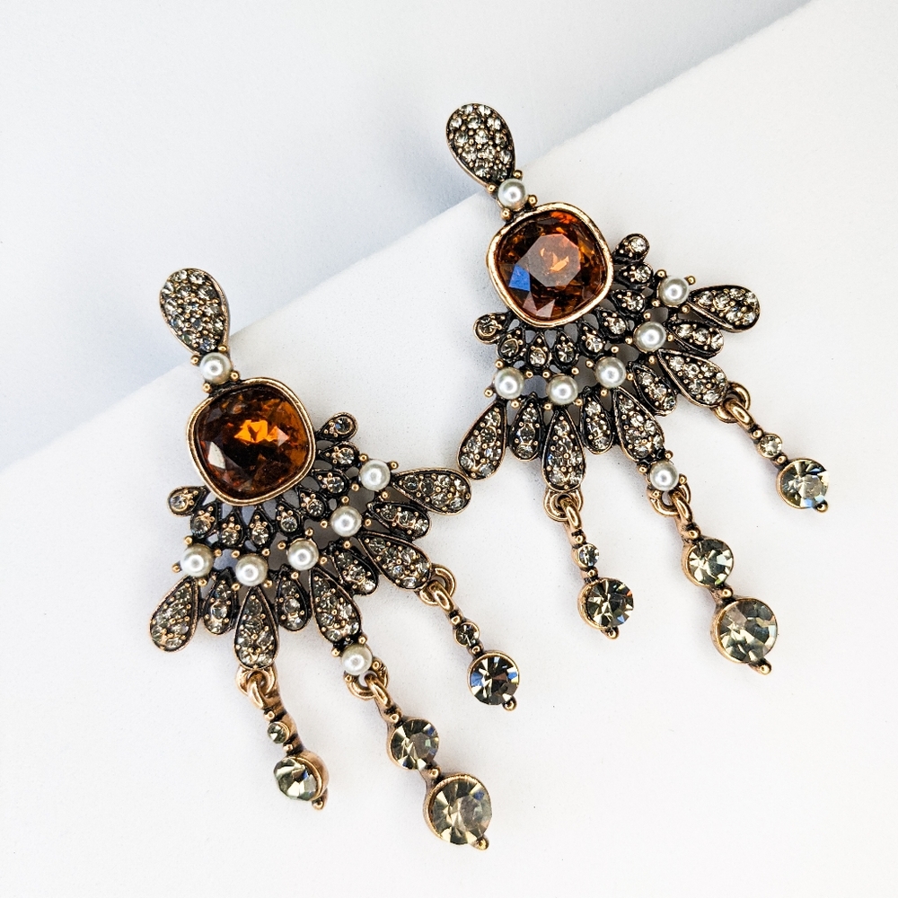 🦋LAST🦋 NWT Lovoda Art Deco Chandelier Earrings